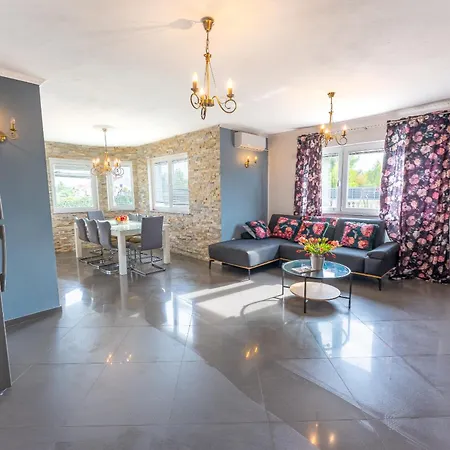 Feriehus Meri Pridraga