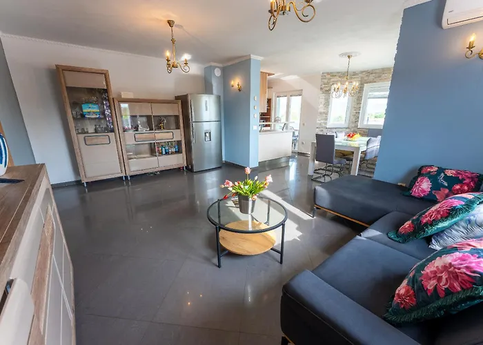 Дом отдыха Holiday Meri *